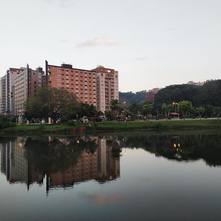 Apartamento Quarto E Sala Em Frente Ufv Com Wi-Fi E Garagem Вісоза Екстер'єр фото